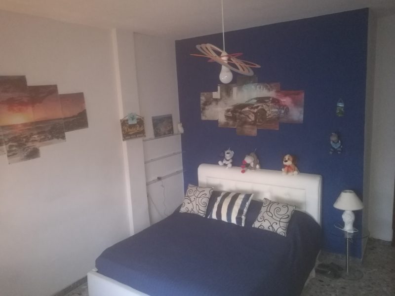 Affitto studentesse e dottoresse