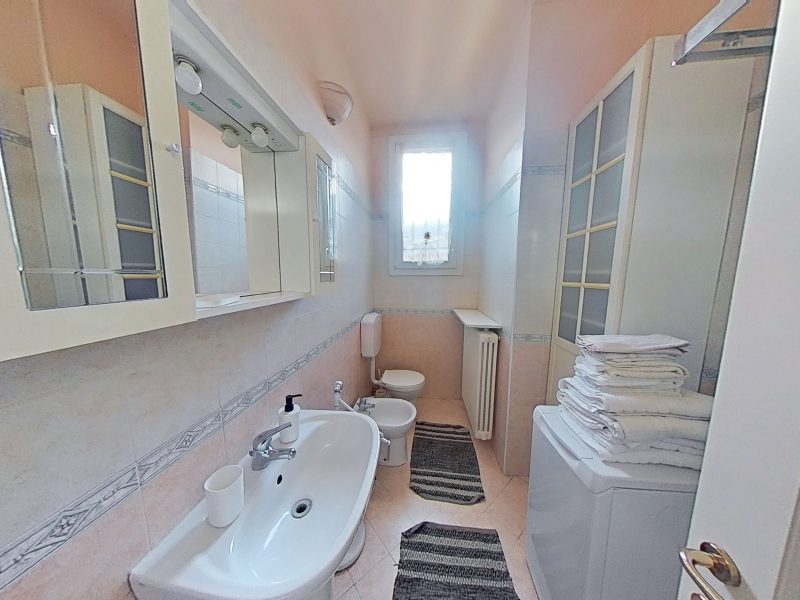Stanza Singola o Doppia in Accogliente Villa Liberty in Zona Fiera